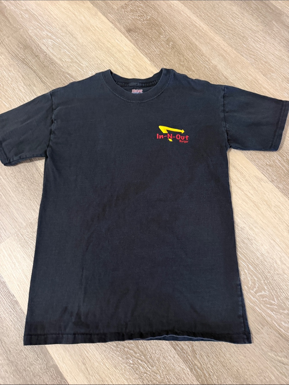 In-N-Out Burger Black Logo Tee - Yourh L Short Sleeve Shirt